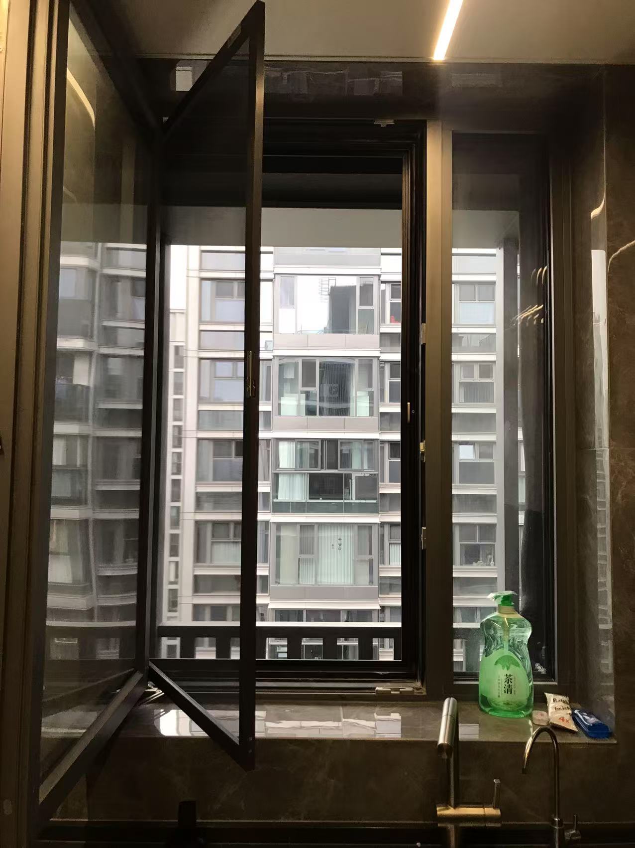 1745542974108701.jpg 1745542974108701.jpg